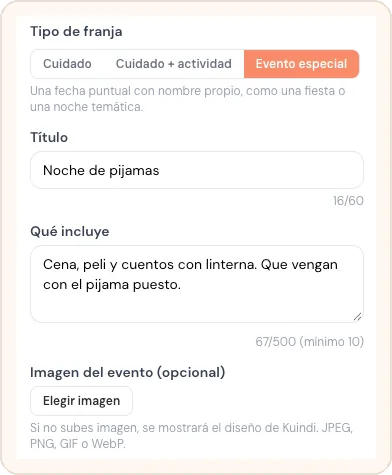 Formulario de horario con Evento especial elegido, el título Noche de pijamas, el campo Qué incluye y el botón Elegir imagen